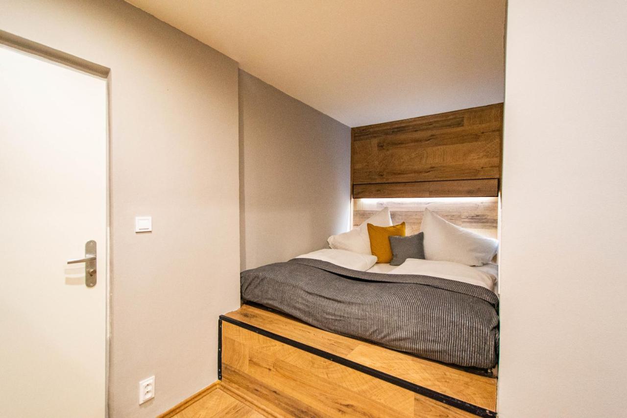 פראג Cozy Studio In The Main City Center מראה חיצוני תמונה